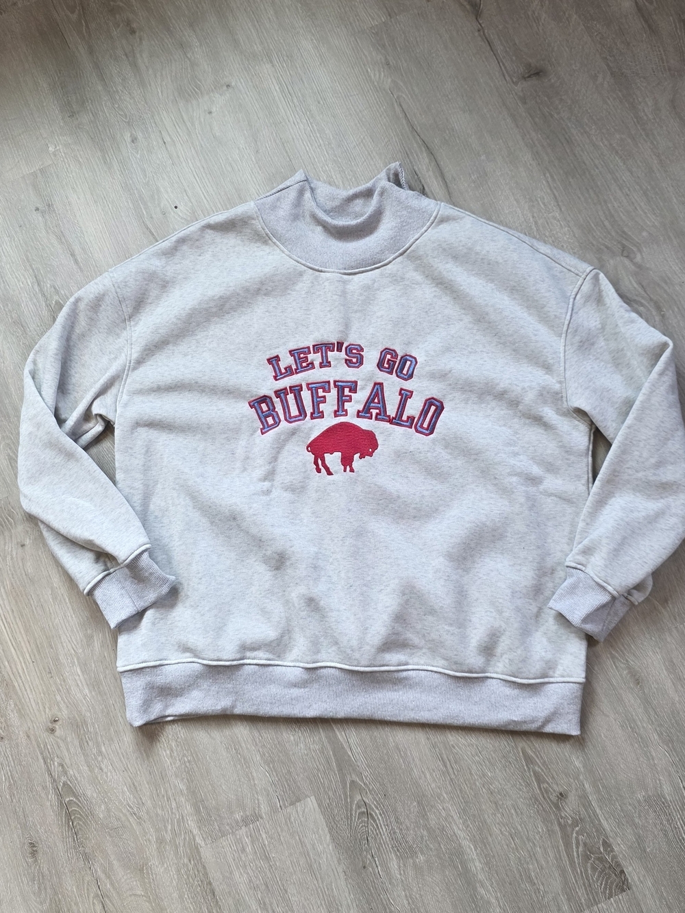 Buffalo Bills Womens LETS GO BUFFALO Mock Turtleneck Size XL